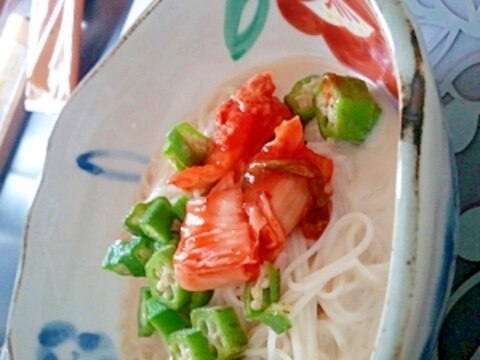 ソーメンに飽きたらこの味!豆乳うまダレソーメン